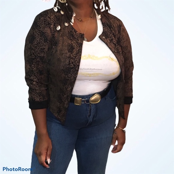 Animal Print Cardigan
Ronni Nicole II by Ouida - Picture 2 of 7